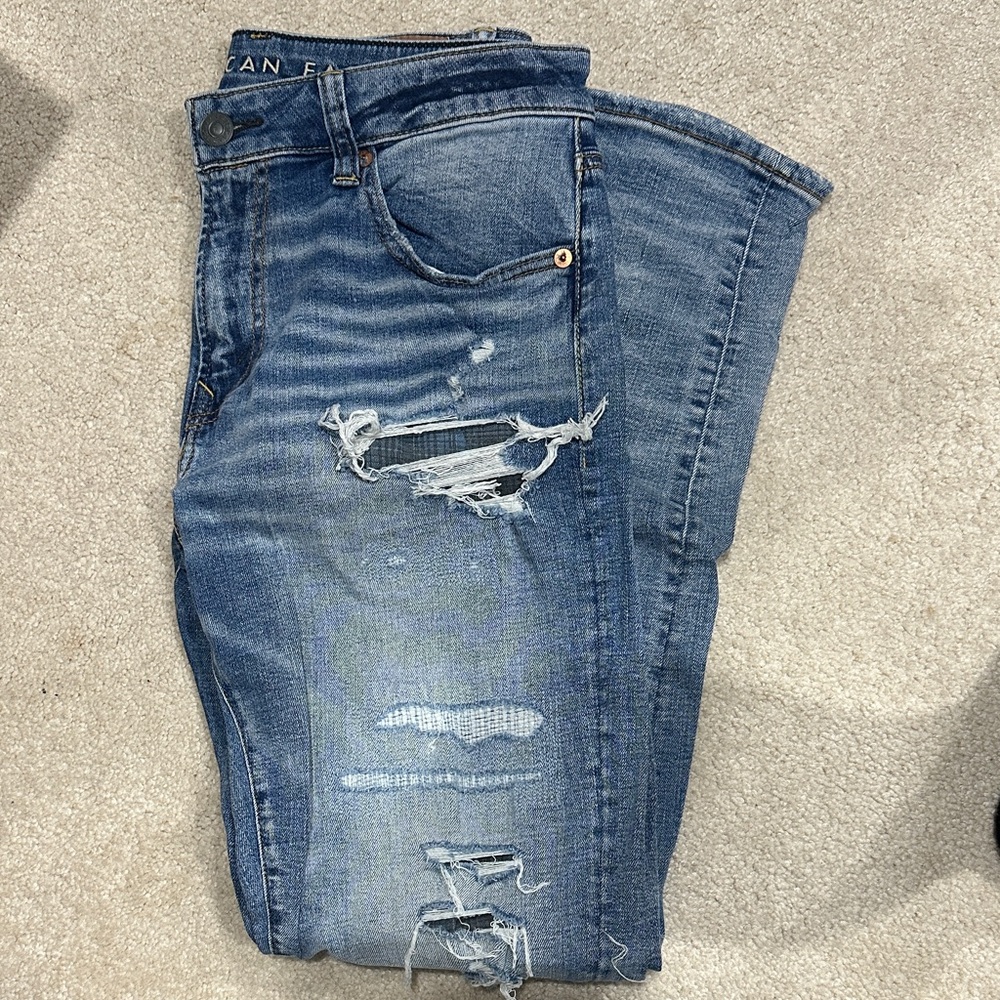 American Eagle Outfitters Blue Distressed Men Jeans